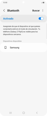 Pulsa el dispositivo Bluetooth deseado y sigue las indicaciones de la pantalla para vincular el dispositivo al teléfono.