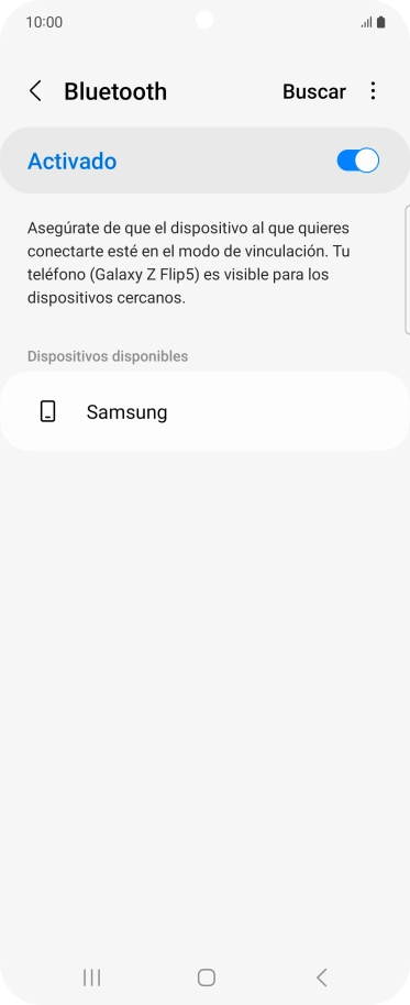 Pulsa el dispositivo Bluetooth deseado y sigue las indicaciones de la pantalla para vincular el dispositivo al teléfono.