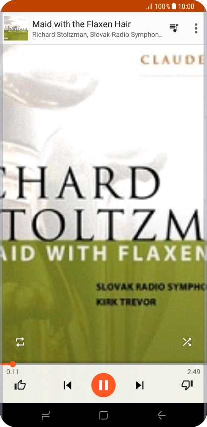 Pulsa la flecha hacia la derecha para ir al archivo de música siguiente.