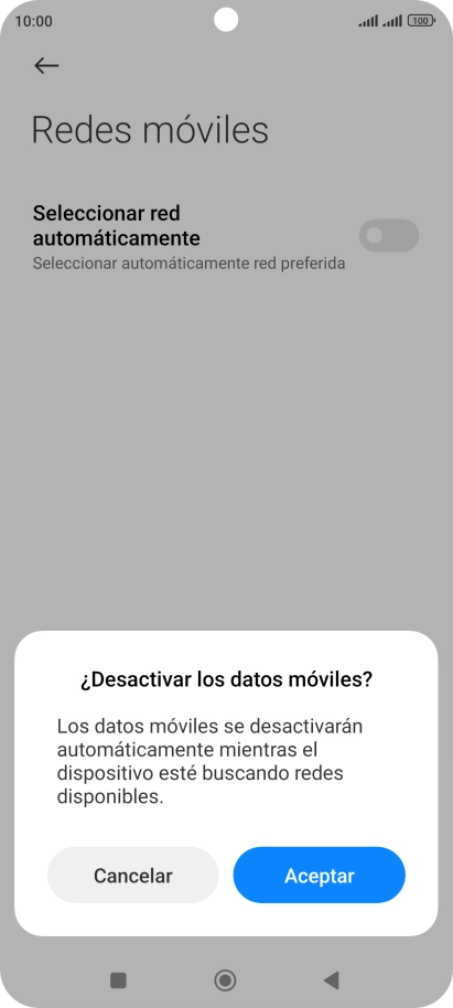 Pulsa Aceptar y espera mientras el teléfono está buscando redes.