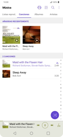 Pulsa el título de la canción en la parte inferior de la pantalla.