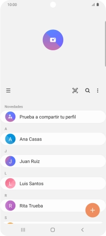 Pulsa el icono de nuevo contacto.