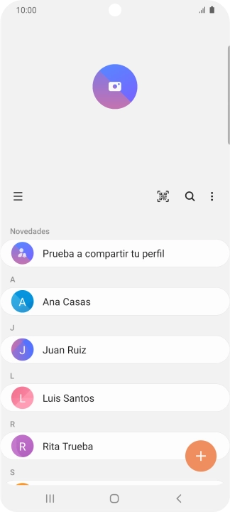 Pulsa el icono de nuevo contacto.