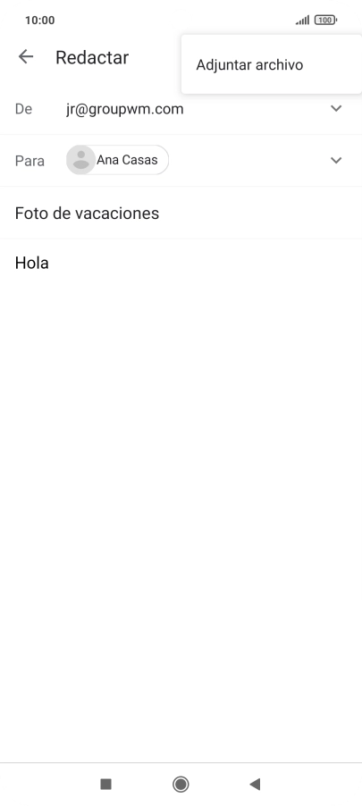 Pulsa Adjuntar archivo y desplázate a la carpeta deseada.