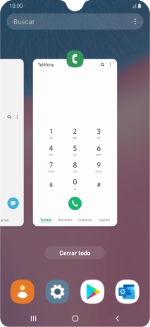 Para cerrar una sola aplicación en ejecución, desliza el dedo hacia arriba sobre la aplicación deseada.