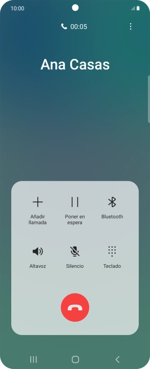 Pulsa el icono de finalizar llamada.