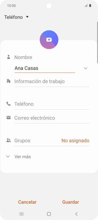 Pulsa Teléfono e introduce el número de teléfono deseado.