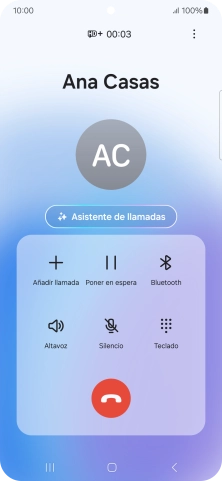 Pulsa Asistente de llamadas cuando tengas una llamada en curso.