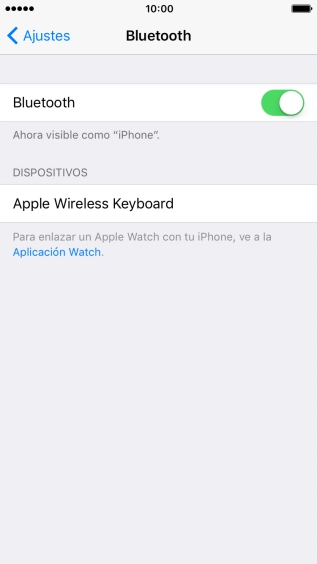 Pulsa el dispositivo Bluetooth deseado y sigue las indicaciones de la pantalla para vincular el dispositivo al teléfono.