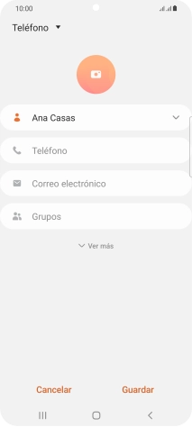 Pulsa Teléfono e introduce el número de teléfono deseado.