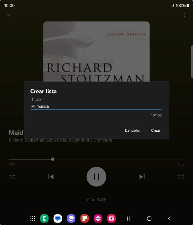 Introduce el nombre deseado de la lista de reproducción y pulsa Crear.