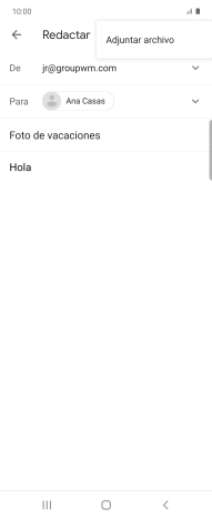 Pulsa Adjuntar archivo y desplázate a la carpeta deseada.