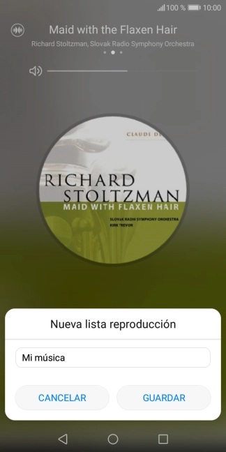 Introduce el nombre deseado de la lista de reproducción y pulsa GUARDAR.