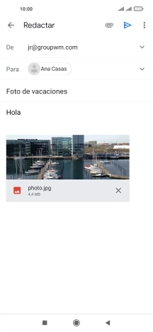 Pulsa el icono de envío cuando termines de escribir el correo electrónico.