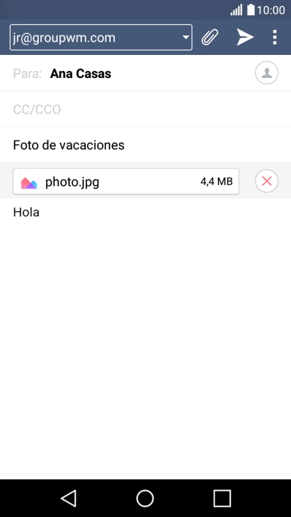 Pulsa el icono de envío cuando termines de escribir el correo electrónico.