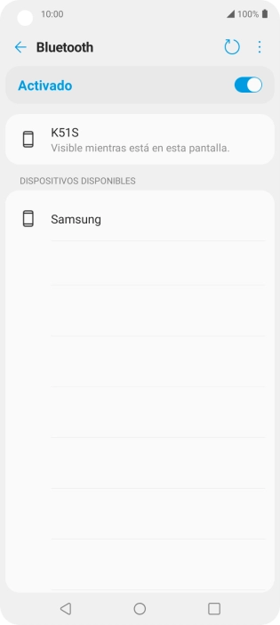 Pulsa el dispositivo Bluetooth deseado y sigue las indicaciones de la pantalla para vincular el dispositivo al teléfono.