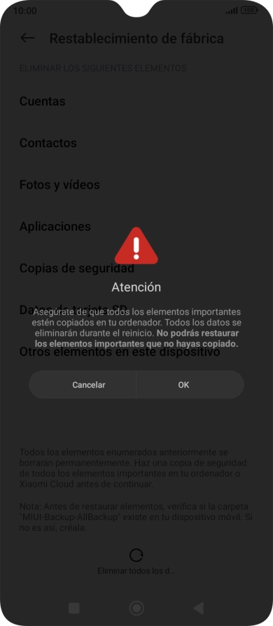 Pulsa OK. Espera unos instantes mientras el teléfono restablece la configuración predeterminada. Sigue las indicaciones de la pantalla para configurar el teléfono y dejarlo listo para su uso.