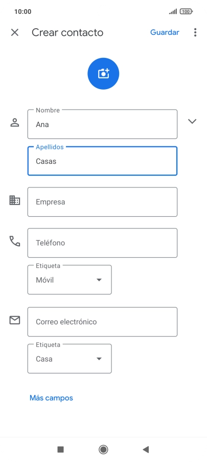 Pulsa Teléfono e introduce el número de teléfono deseado.
