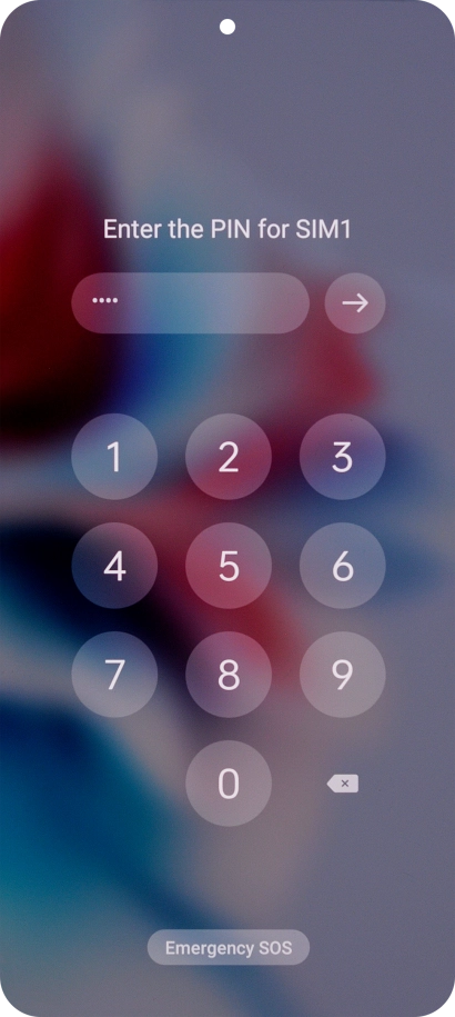 Si tu tarjeta SIM está bloqueada, introduce el código PIN y pulsa la flecha hacia la derecha.