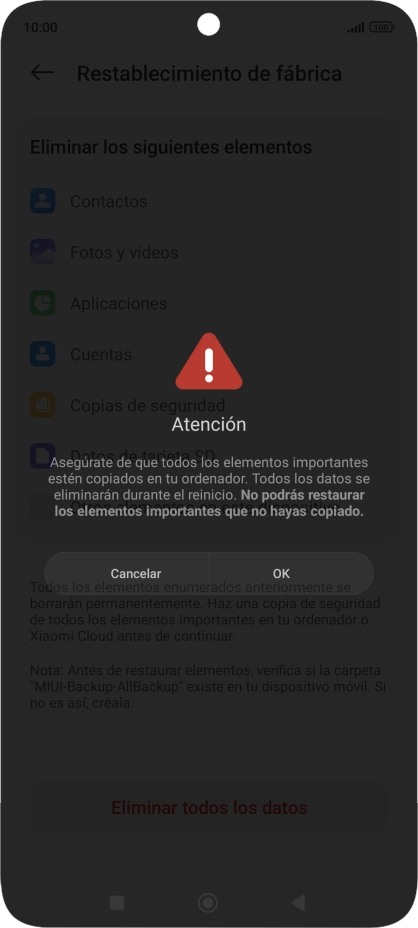 Pulsa OK. Espera unos instantes mientras el teléfono restablece la configuración predeterminada. Sigue las indicaciones de la pantalla para configurar el teléfono y dejarlo listo para su uso.