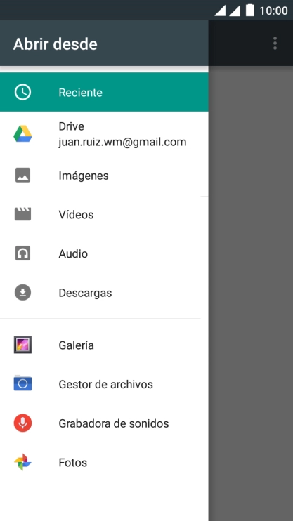 Pulsa Galería y desplázate a la carpeta deseada.