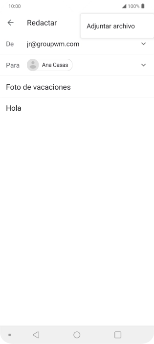 Pulsa Adjuntar archivo y desplázate a la carpeta deseada.