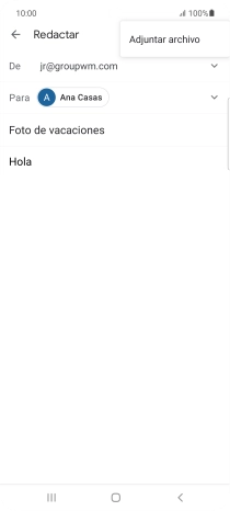 Pulsa Adjuntar archivo y desplázate a la carpeta deseada.