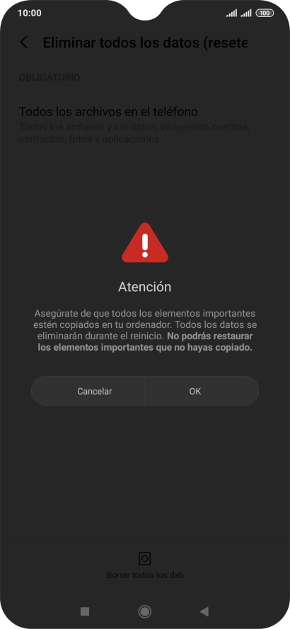 Pulsa OK. Espera unos instantes mientras el teléfono restablece la configuración predeterminada. Sigue las indicaciones de la pantalla para configurar el teléfono y dejarlo listo para su uso.