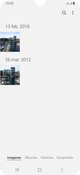 Pulsa Álbumes y desplázate a la carpeta deseada.