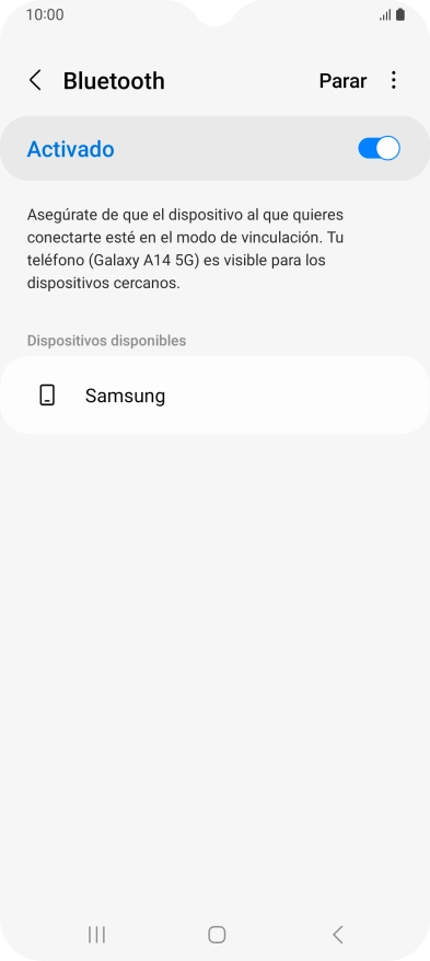 Pulsa el dispositivo Bluetooth deseado y sigue las indicaciones de la pantalla para vincular el dispositivo al teléfono.