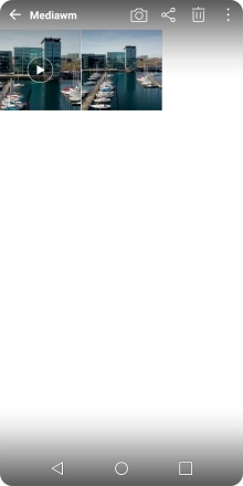 Pulsa el icono de compartir.