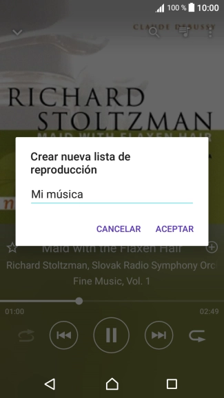 Introduce el nombre deseado de la lista de reproducción y pulsa ACEPTAR.