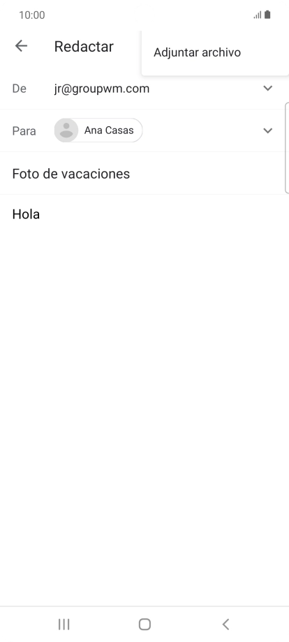 Pulsa Adjuntar archivo y desplázate a la carpeta deseada.