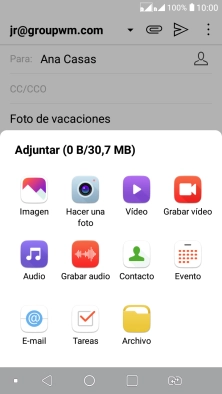 Pulsa Archivo y desplázate a la carpeta deseada.