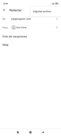 Pulsa Adjuntar archivo y desplázate a la carpeta deseada.