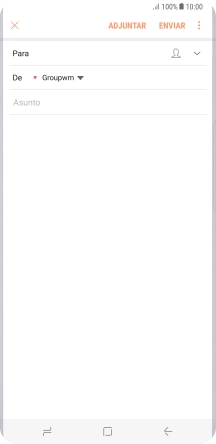 Pulsa en el campo de búsqueda e introduce las primeras letras del nombre del destinatario deseado.