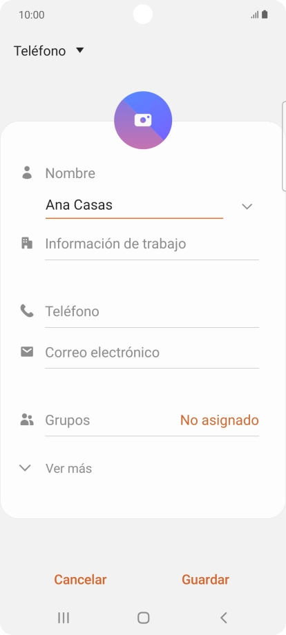 Pulsa Teléfono e introduce el número de teléfono deseado.