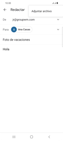 Pulsa Adjuntar archivo y desplázate a la carpeta deseada.