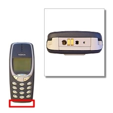 Introduzca el cable del cargador en el conector situado en la base del teléfono y conéctelo a la toma de corriente. Cuando las líneas verticales sobre el icono de carga de batería se mueven, es que el teléfono se está cargando. El icono puede tardar un par de segundos en aparecer.