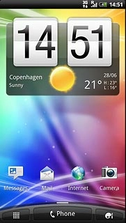 The active data connection icon shows that a data connection is active.Further information:Use internet browser