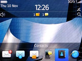 The divert icon shows that all incoming voice calls are diverted.Further information:Divert calls to voicemail