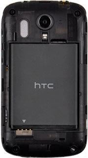 Turn the back of your phone towards you.Take hold of the top of the battery and remove it.