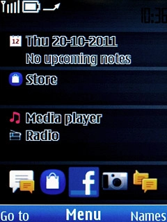 The divert icon shows that all incoming voice calls are diverted.Further information:Divert calls to voicemail