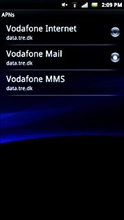Press the field next to Vodafone Mail to activate the data connection.