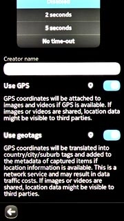Press the indicator next to Use geotags.Depending on the current setting, geotagging is turned on or off.