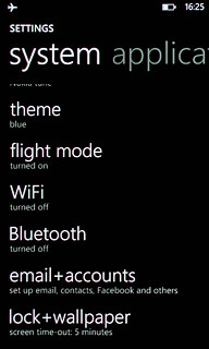 Press lock + wallpaper.