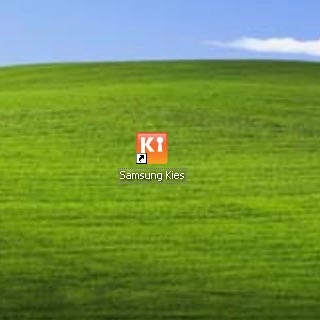 Start the program Samsung Kies on your computer.