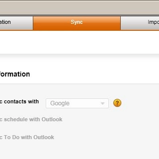 Select Sync.Follow the instructions on the screen to copy data from the phone memory to your computer.
