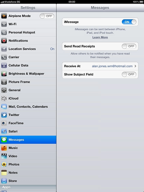 Press the indicator next to iMessage.Depending on the current setting, the function is turned on or off.