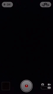 To turn video light on or off:Press the video light icon.